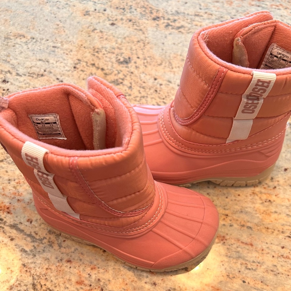 Oshkosh Toddler Pink Splash Boots- 6M